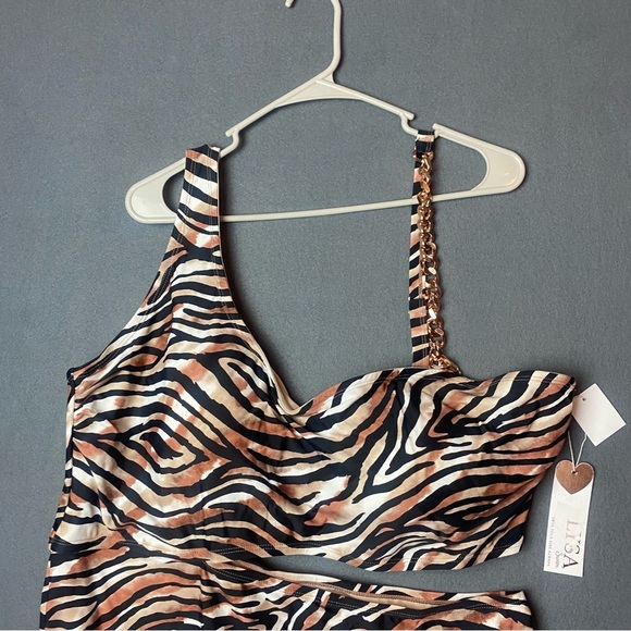 NEW LYSA Sexy PLUS Size 3X Tiger Print Cutout Swimsuit with Chain Accent - Picture 4 of 12